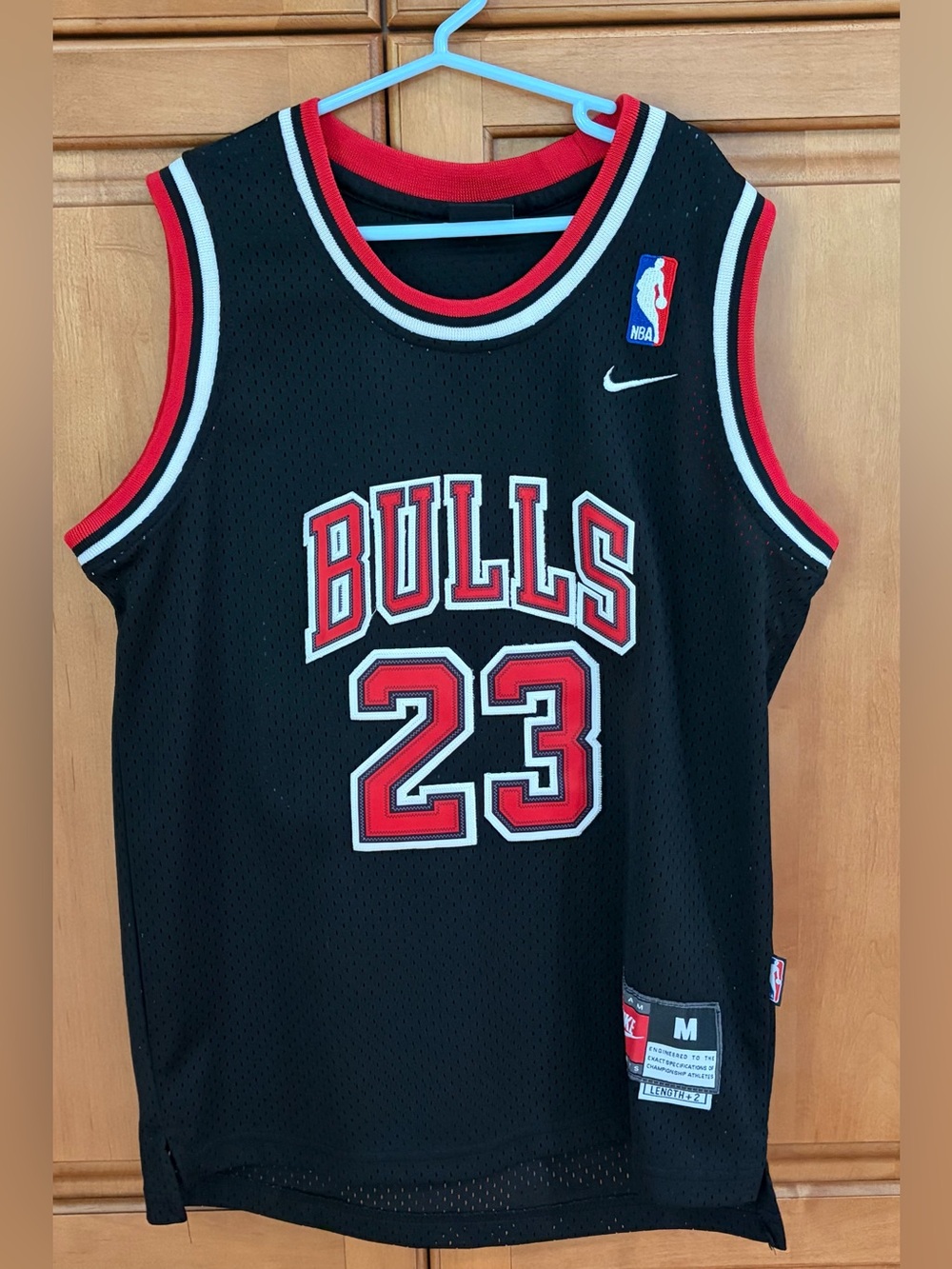 Nike Michael Jordan Chicago Bulls #23 Jersey | Youth Medium